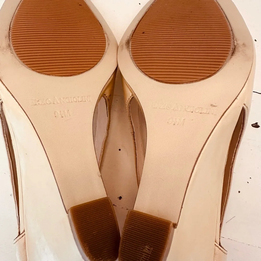 Enzo Angiolini darling barely